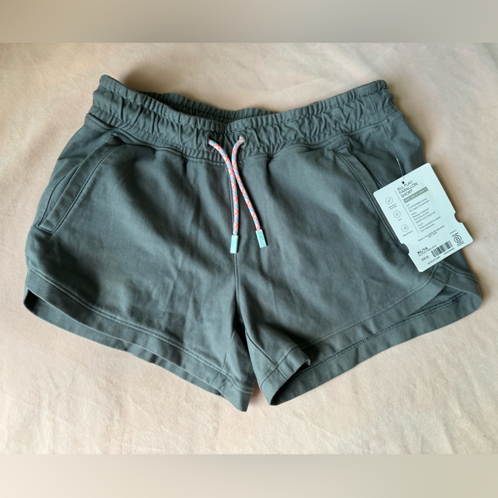 NWT Athleta Girl: Farallon Short